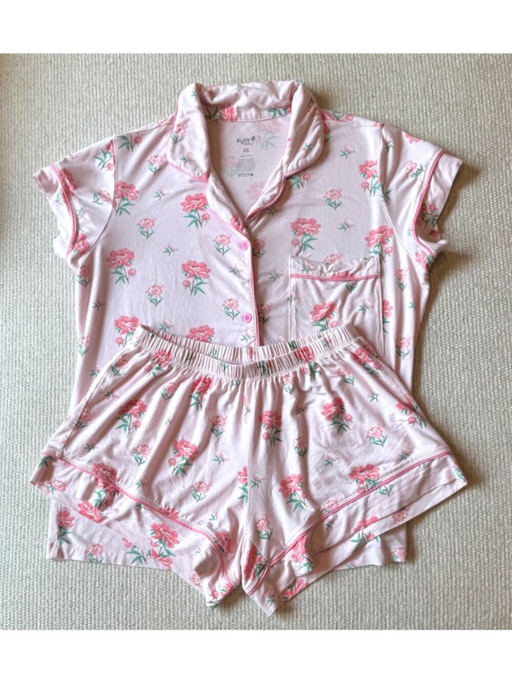 Kyte Baby Sakura Peony Print Pajama Set Adult Size XS Light Pink Bamboo Floral - Picture 2 of 6